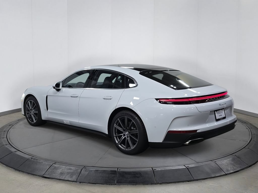 Certified 2025 Porsche Panamera RWD image 3
