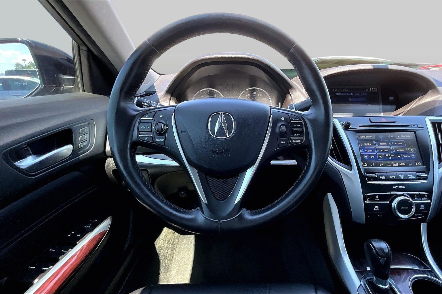 Used 2016 Acura TLX FWD image 5