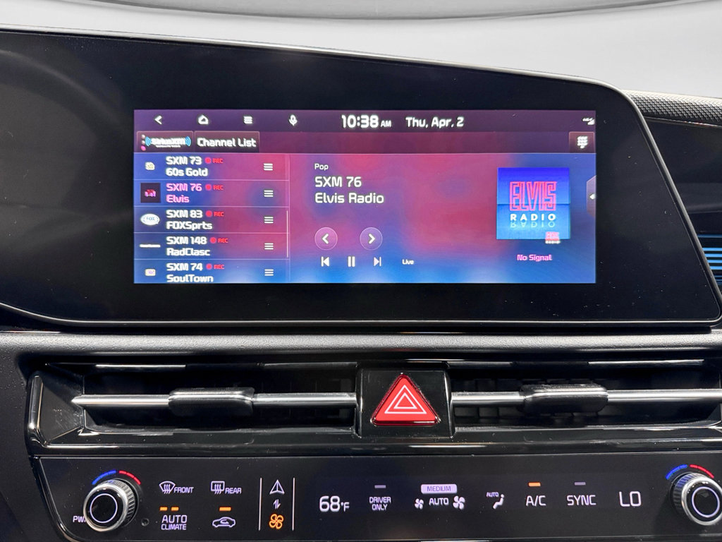 Used 2023 Kia Niro SX Touring image 13