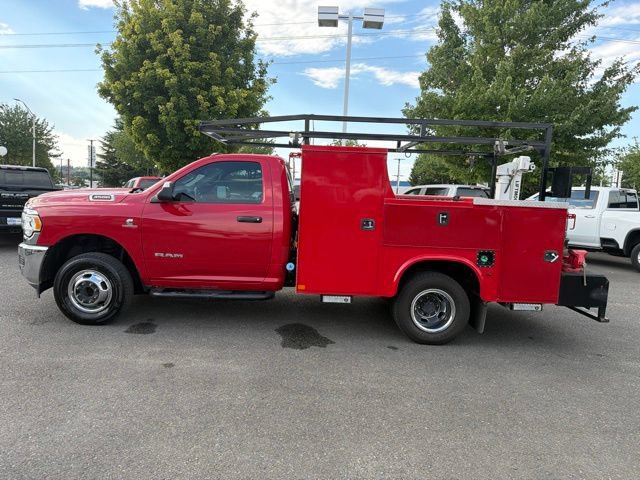 Used 2021 RAM 3500 Tradesman w/ Chrome Appearance Group RWD image 2