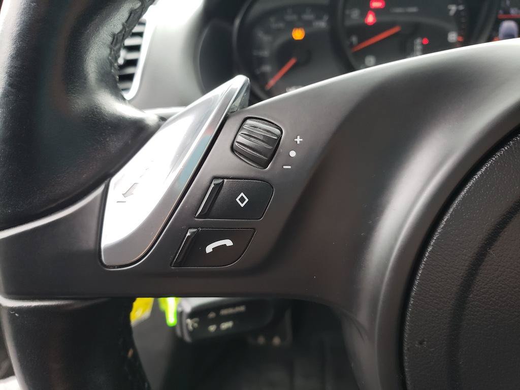 Used 2013 Porsche Boxster RWD image 12