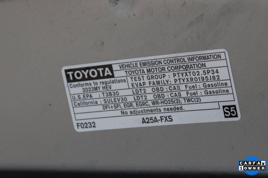 Used 2023 Toyota Sienna XLE AWD/4WD image 41