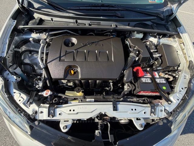 Used 2017 Toyota Corolla LE w/ Carpet Mat Package (TMS) image 18