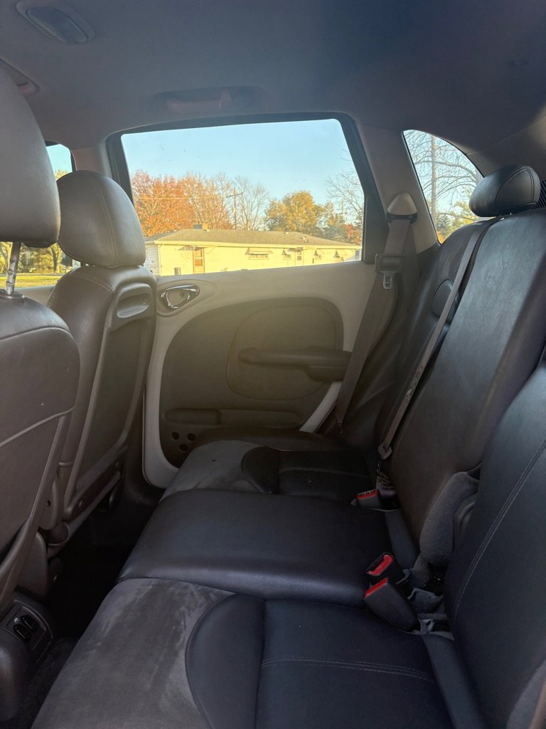 Used 2004 Chrysler PT Cruiser Limited image 12