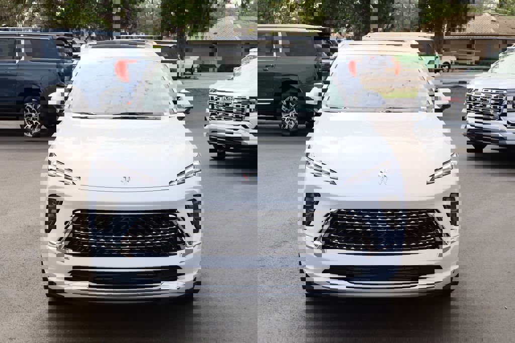 New 2026 Buick Envision Avenir image 2