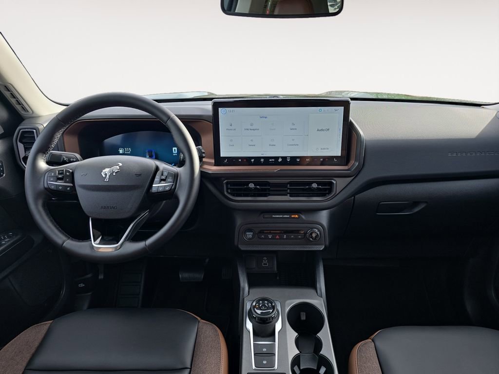 Used 2025 Ford Bronco Sport Outer Banks w/ Outer Banks Tech Package+ image 9