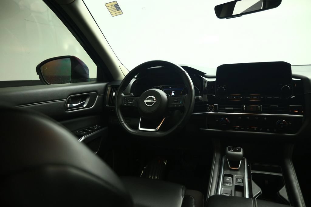 Used 2023 Nissan Pathfinder SL w/ SL Premium Package FWD image 38