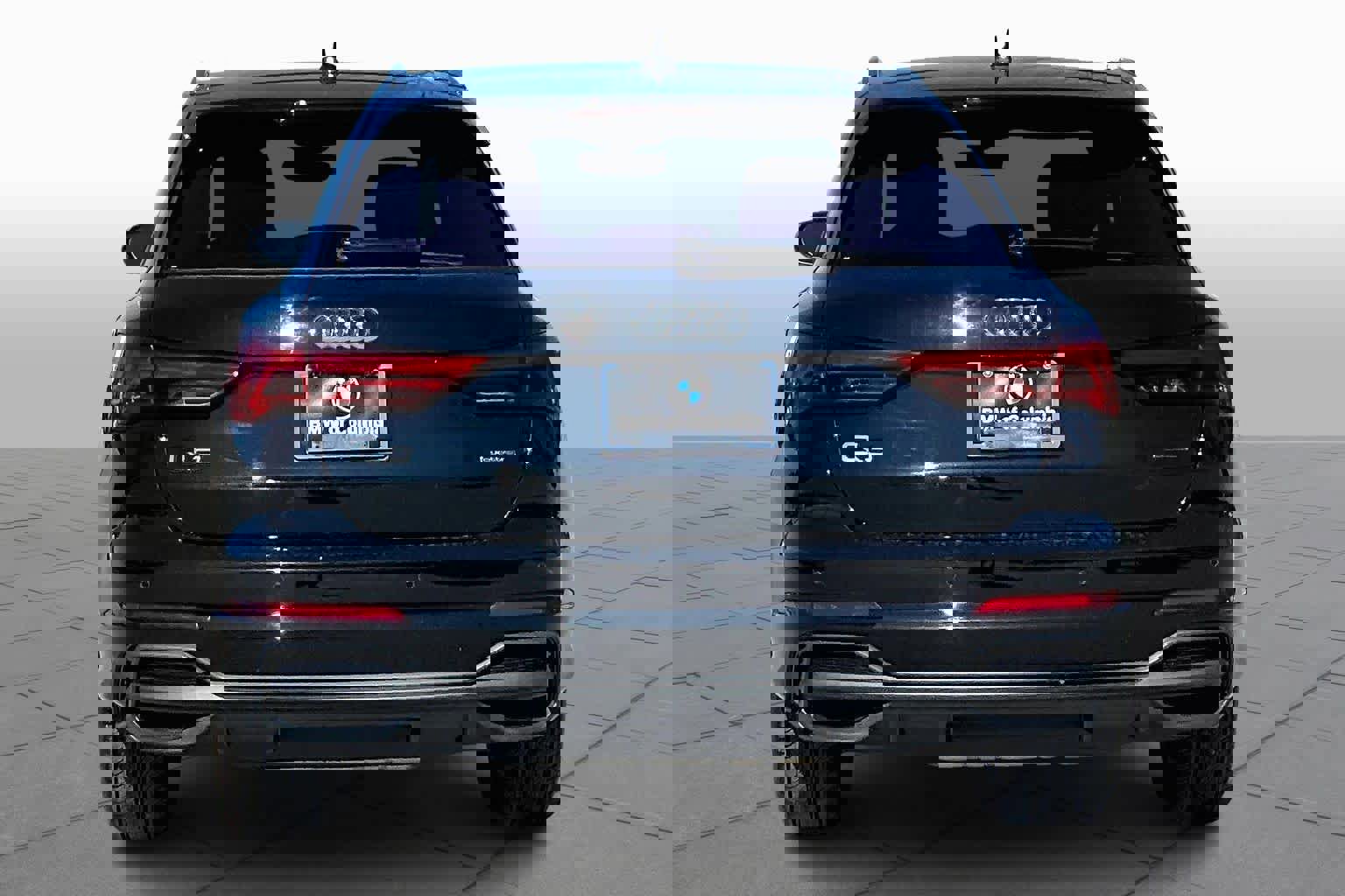 Used 2024 Audi Q3 2.0T Premium Plus image 5