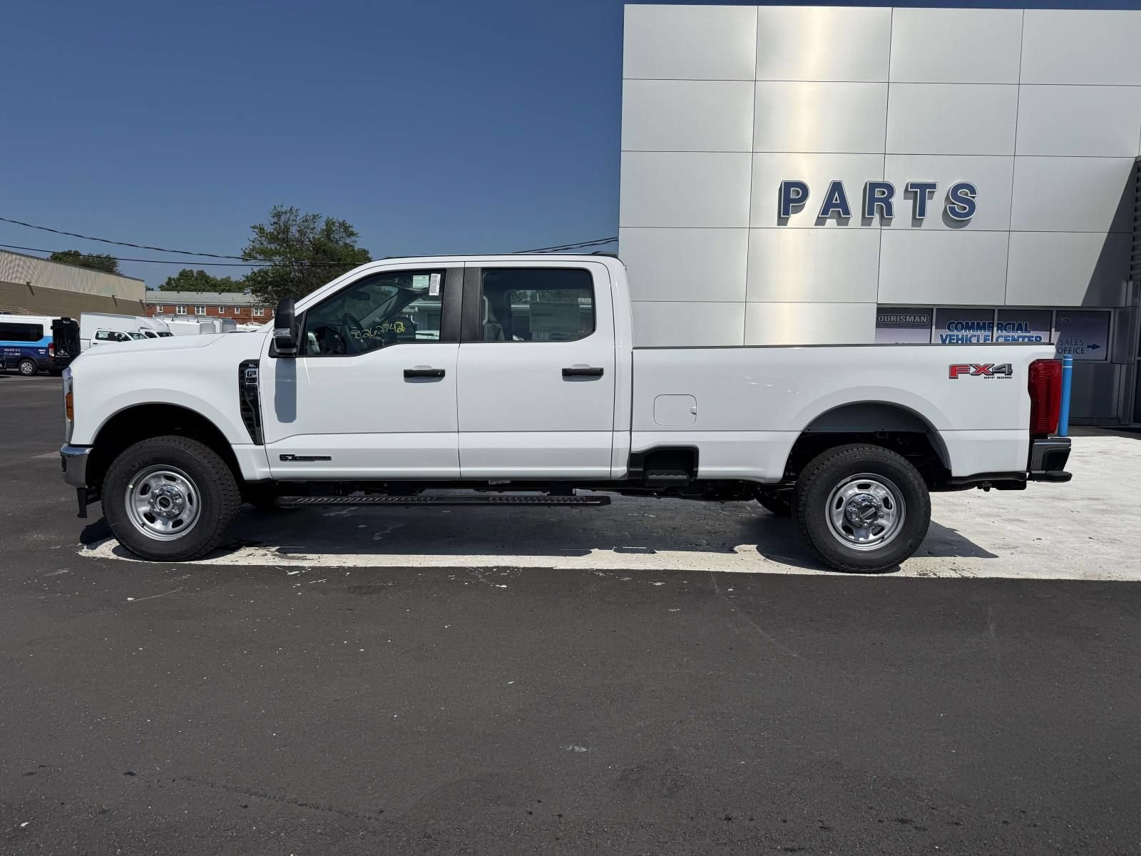 New 2026 Ford F350 XL w/ FX4 Off-Road Package AWD/4WD image 6