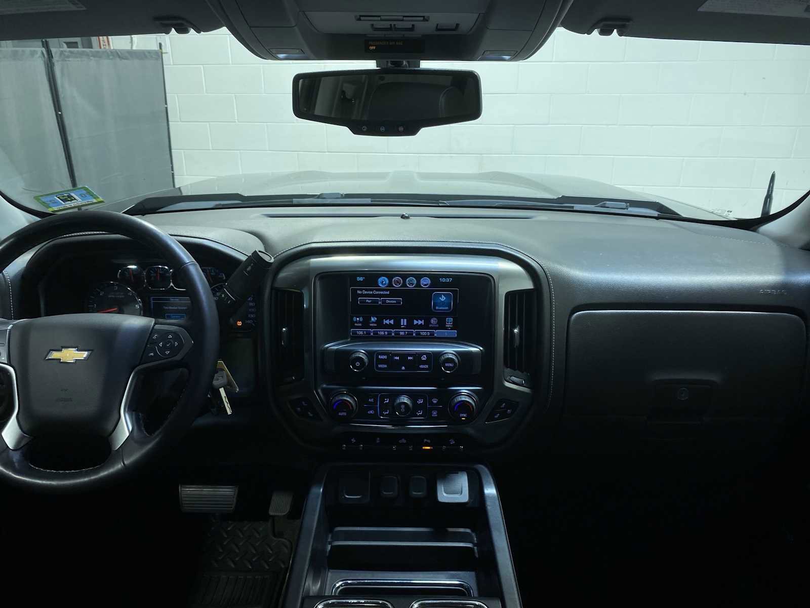 Used 2018 Chevrolet Silverado 1500 LTZ Z71 w/ LTZ Plus Package AWD/4WD image 9