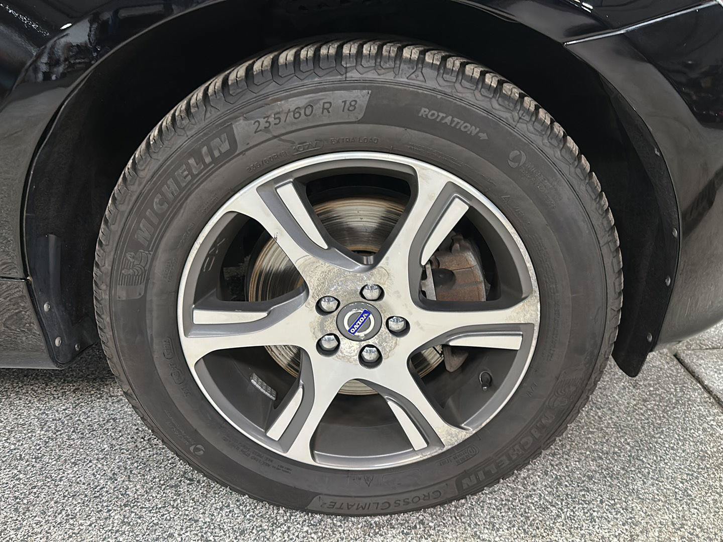 Used 2015 Volvo XC60 T6 w/ Protection Package AWD/4WD image 9