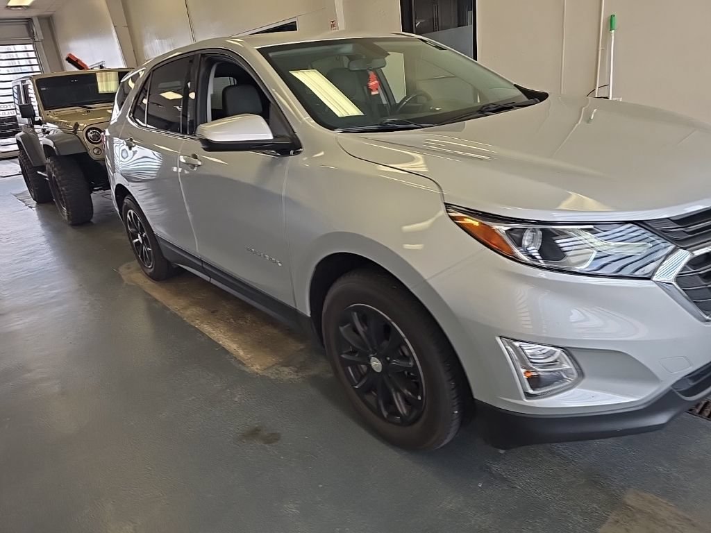 Used 2018 Chevrolet Equinox LT FWD image 1