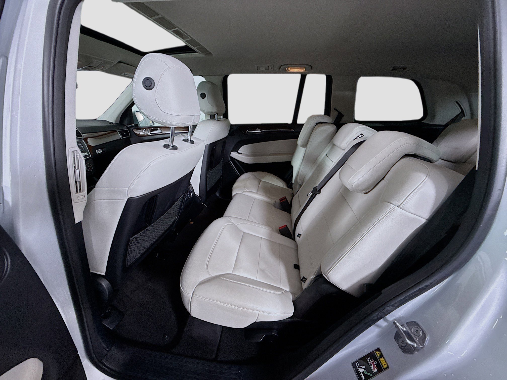 Used 2019 Mercedes-Benz GLS 450 4MATIC image 25