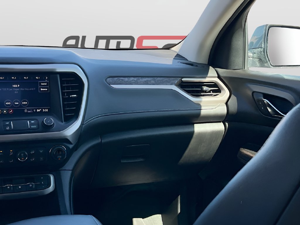 Used 2023 GMC Acadia Denali w/ Denali Ultimate Package FWD image 25