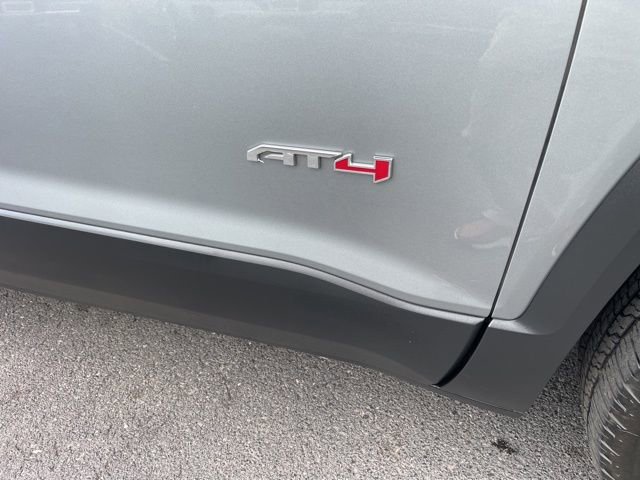 Used 2023 GMC Acadia AT4 w/ Technology Package image 5