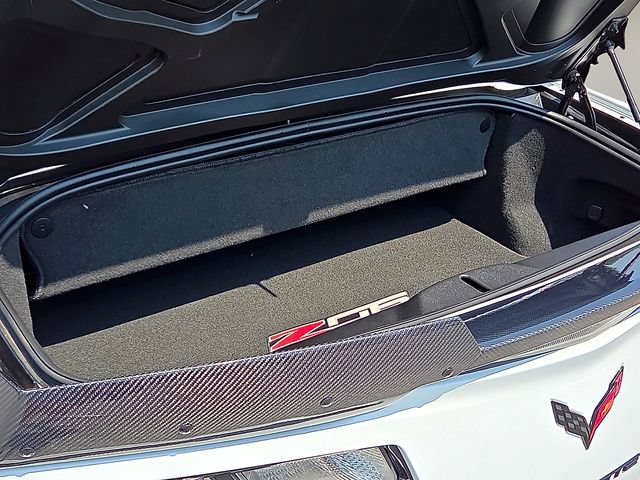 Used 2017 Chevrolet Corvette Z06 RWD image 11