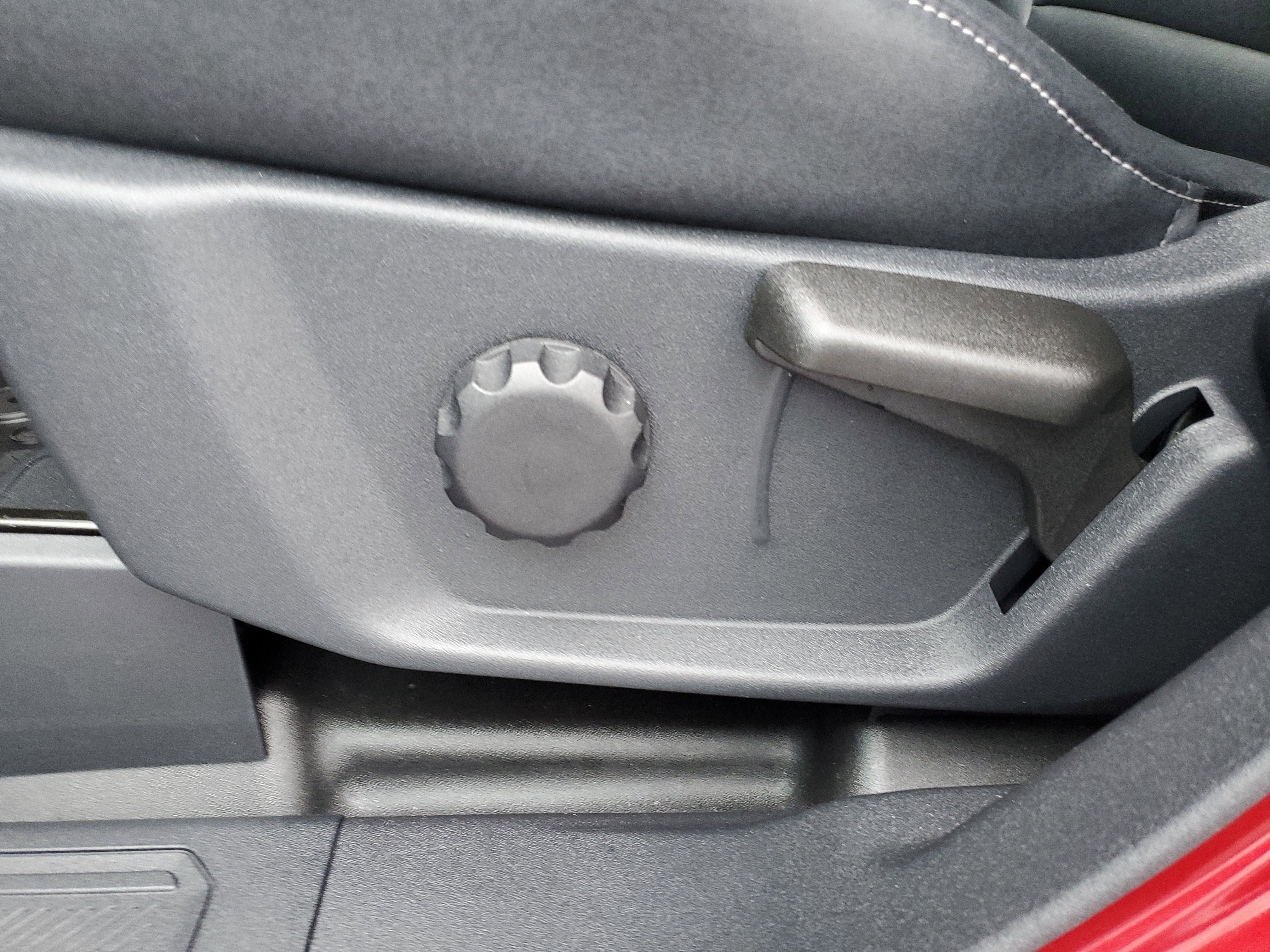 Used 2025 Ford Bronco Badlands image 15