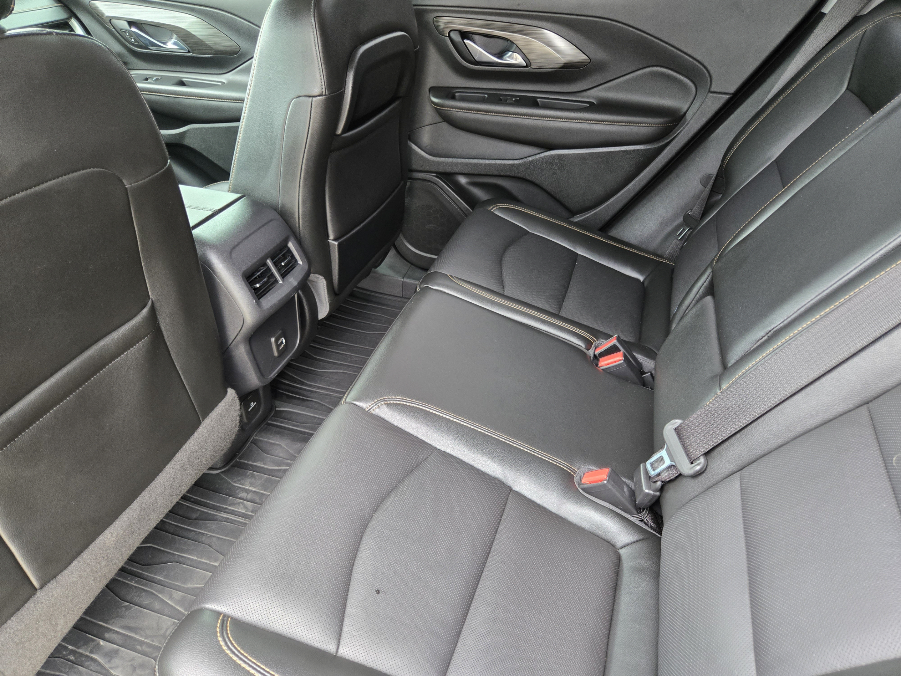 Used 2020 GMC Terrain SLT w/ Preferred Package FWD image 27