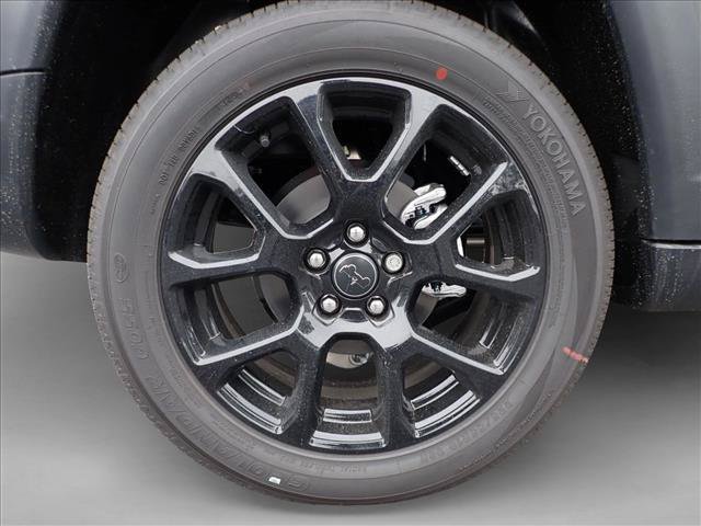 New 2026 Jeep Compass Latitude AWD/4WD image 7