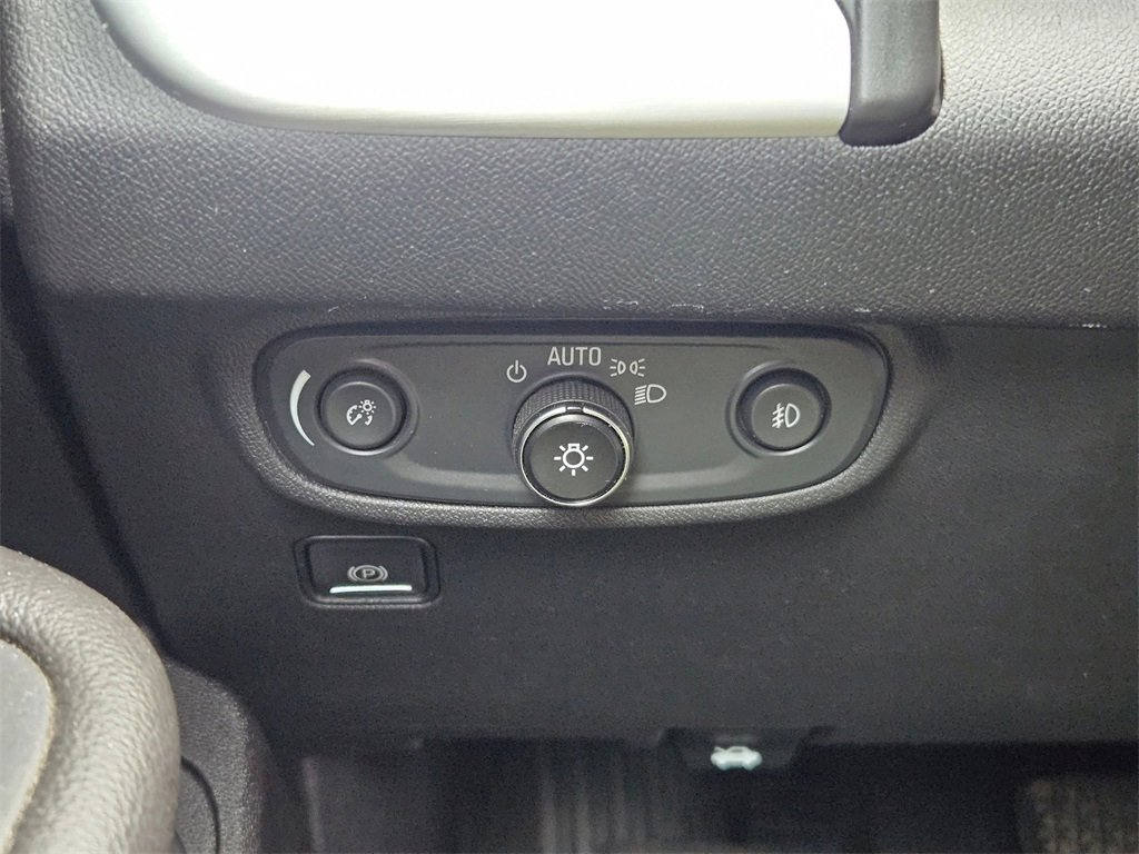 Used 2021 GMC Terrain SLT image 20