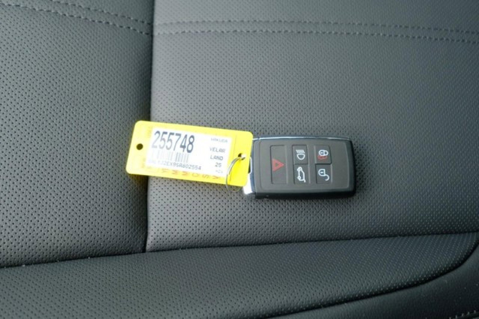 New 2025 Land Rover Range Rover Velar S image 29