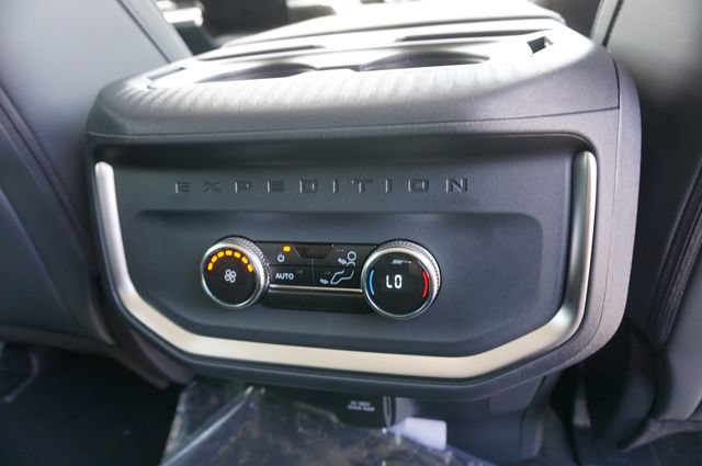 New 2027 Ford Expedition Max Active RWD image 26