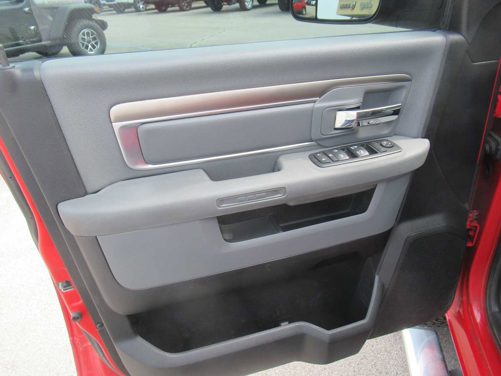 Used 2016 RAM 2500 Big Horn image 19