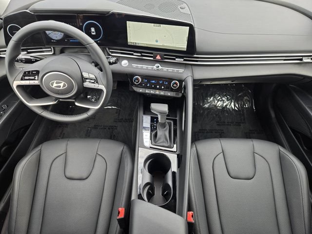 Certified 2026 Hyundai Elantra Limited FWD image 23