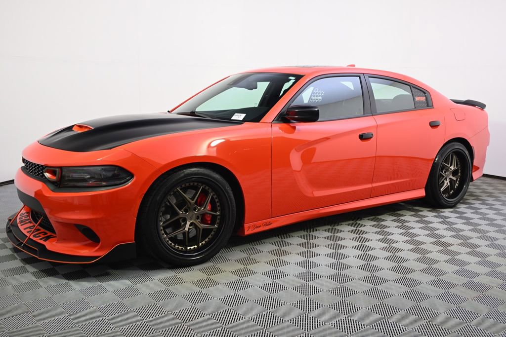 Used 2017 Dodge Charger R/T Scat Pack w/ Technology Group image 2
