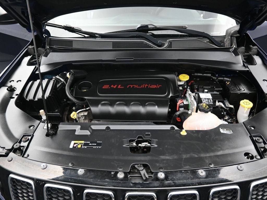Used 2018 Jeep Compass Sport image 32
