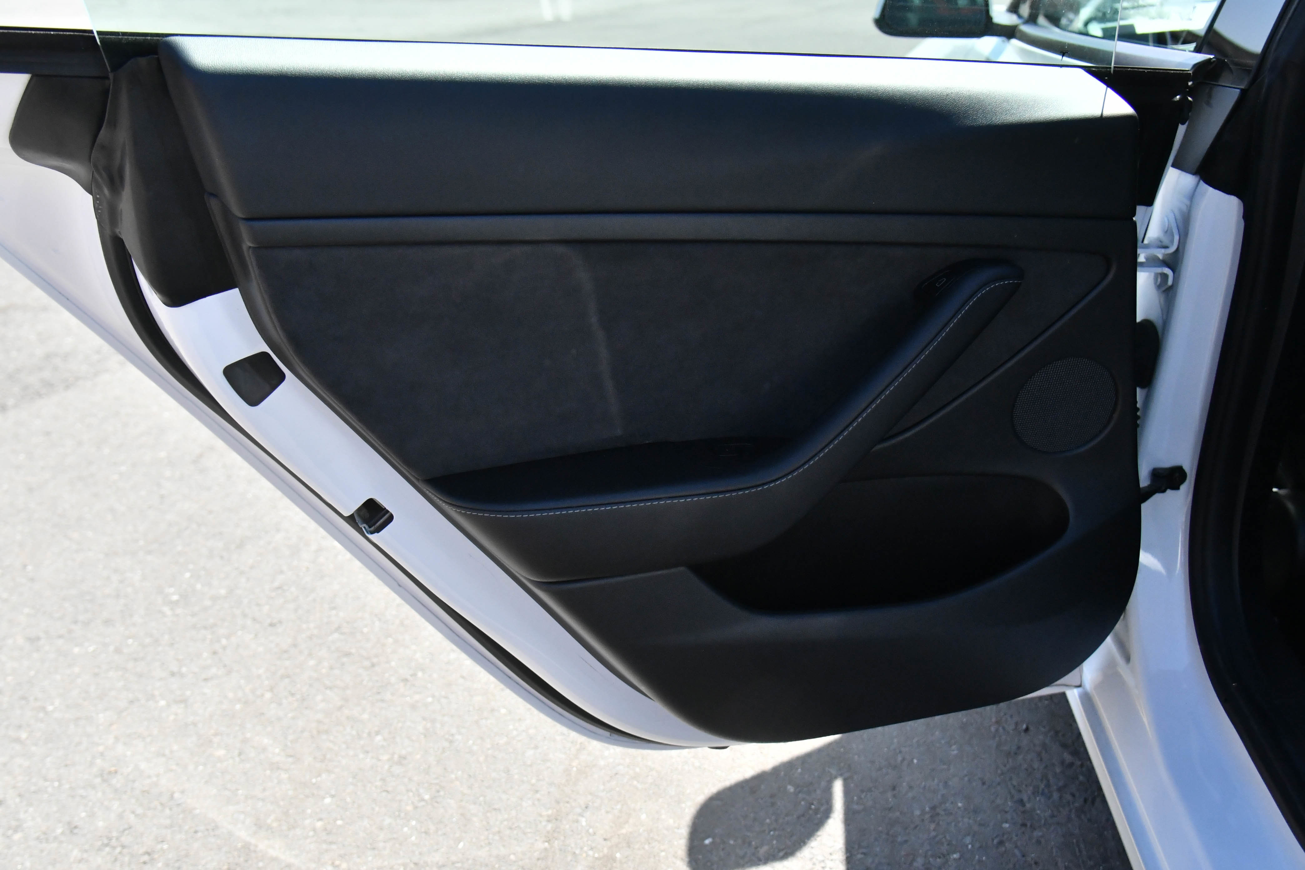 Used 2021 Tesla Model 3 Standard Range Plus RWD image 31