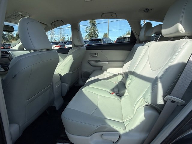 Used 2013 Toyota Prius V Five image 20