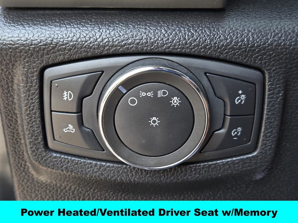 Used 2020 Ford F250 Lariat w/ Lariat Value Package image 28