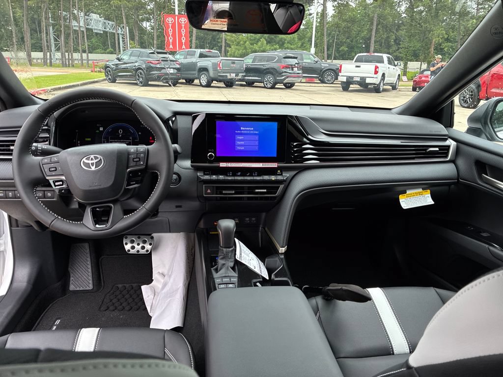 New 2026 Toyota Camry SE FWD image 17
