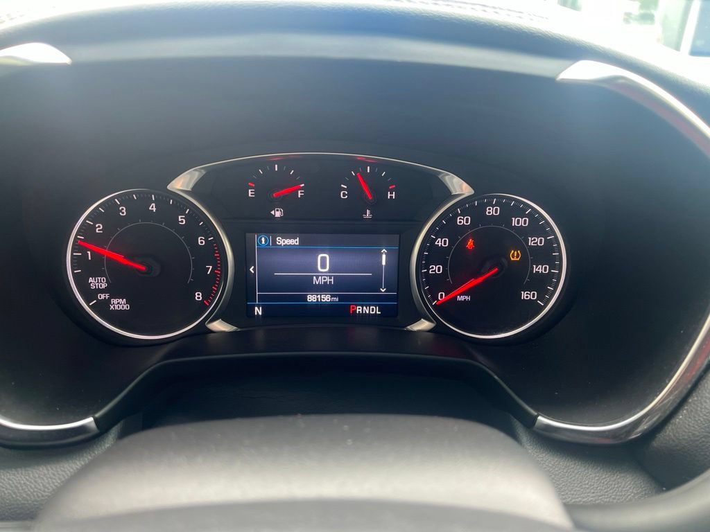 Used 2021 Chevrolet Blazer LT FWD image 2