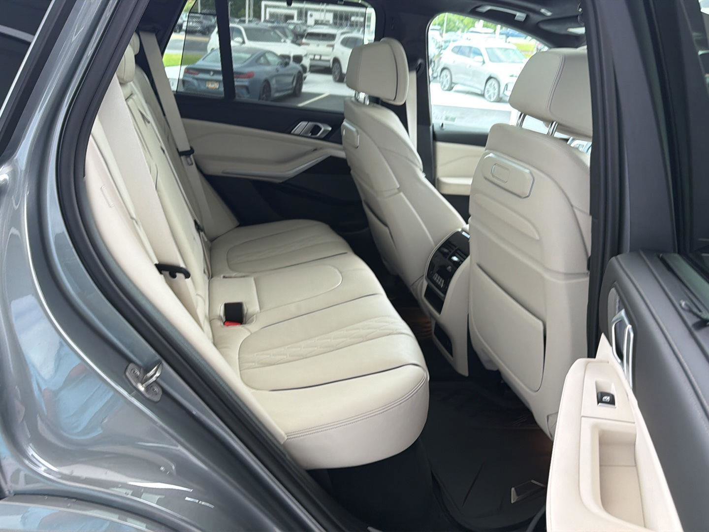 Certified 2024 BMW X5 xDrive50e w/ Executive Package AWD/4WD image 13