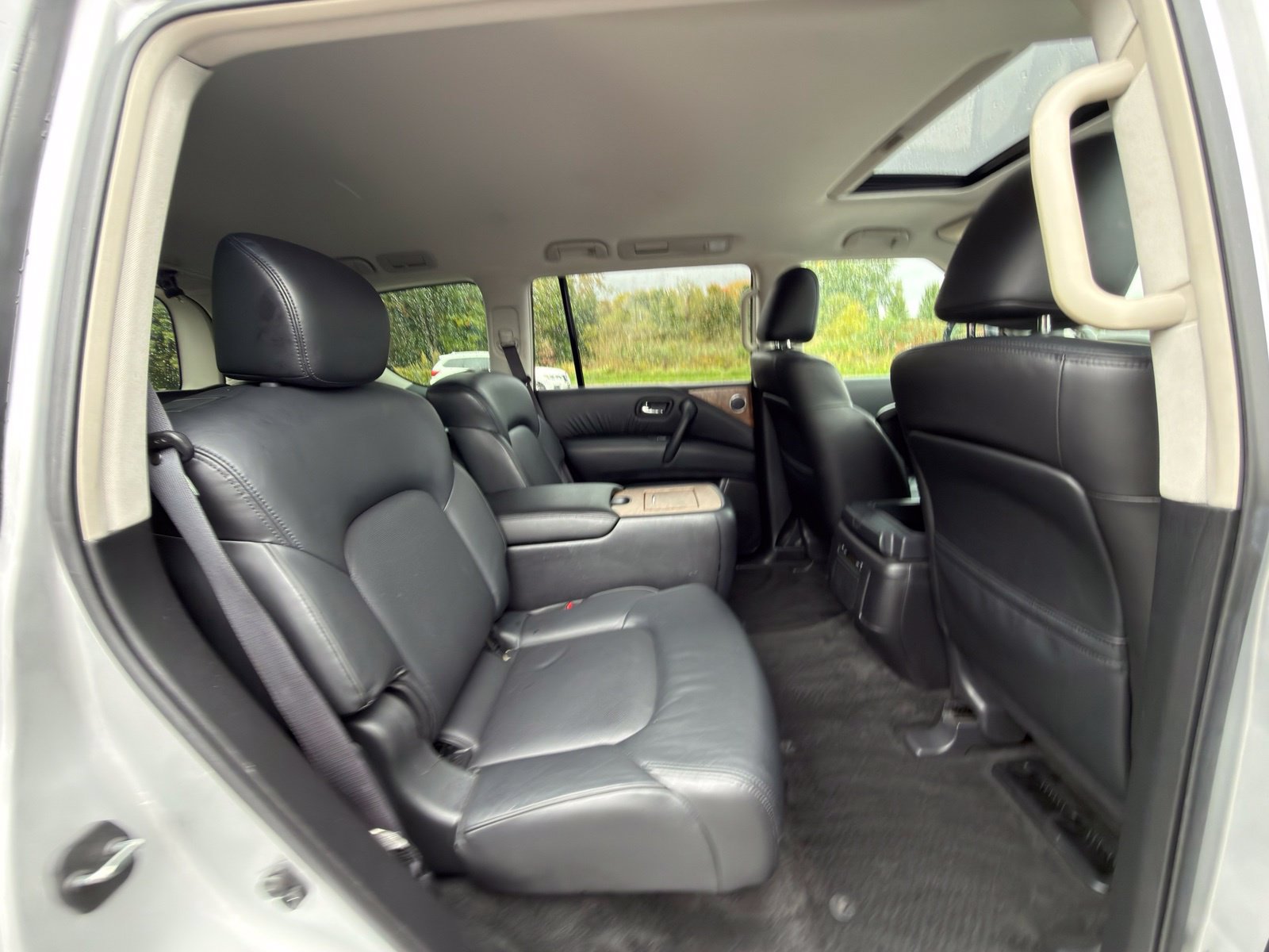 Used 2021 Nissan Armada SL w/ Captain's Chairs Package AWD/4WD image 46