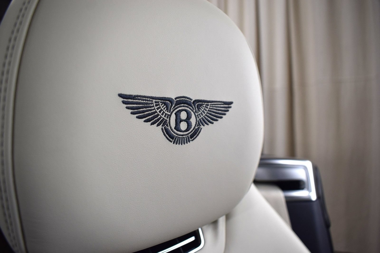 New 2026 Bentley Continental GT AWD/4WD image 36