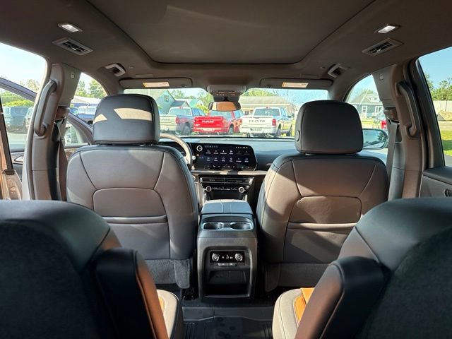 New 2027 Chevrolet Traverse Z71 w/ LPO, Floor Liner Package AWD/4WD image 51