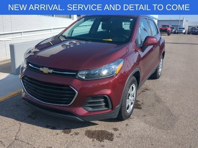 Used 2017 Chevrolet Trax LS FWD image 1