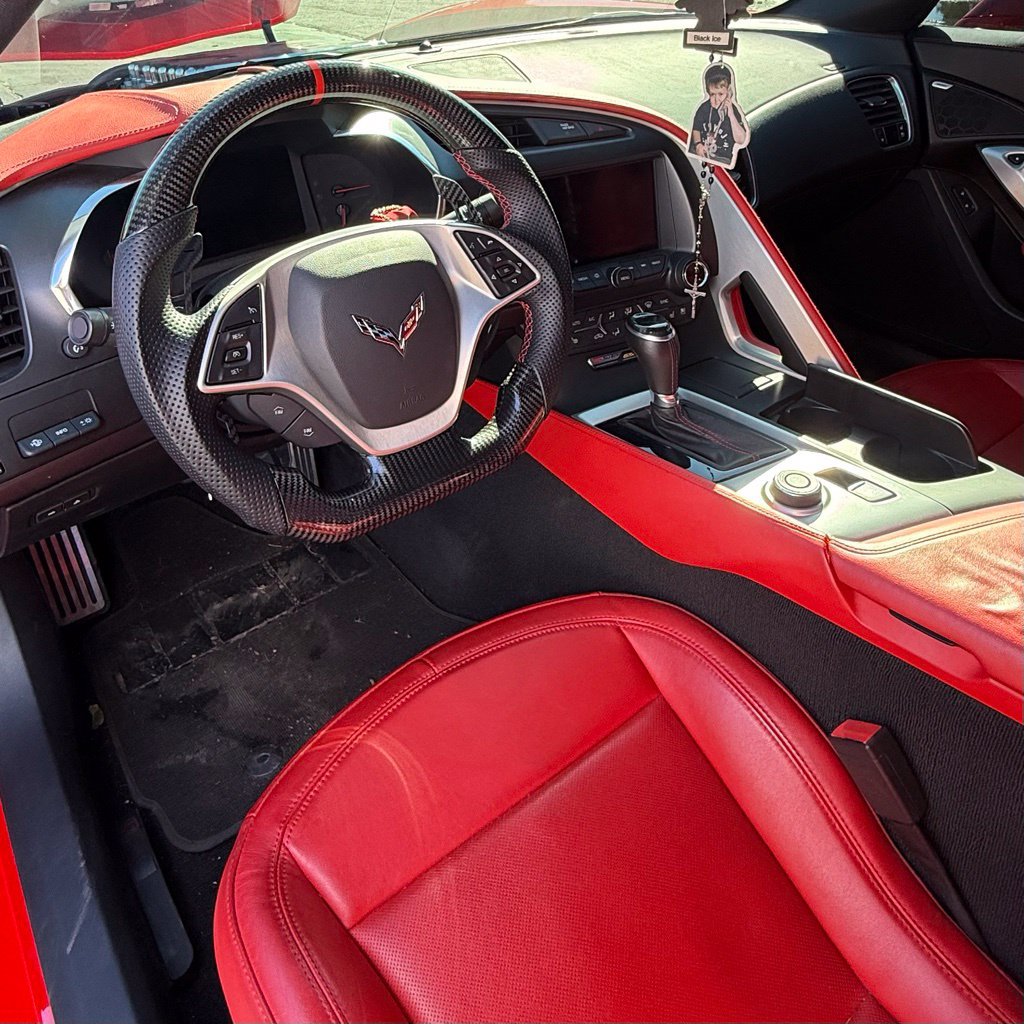 Used 2015 Chevrolet Corvette Z06 RWD image 17