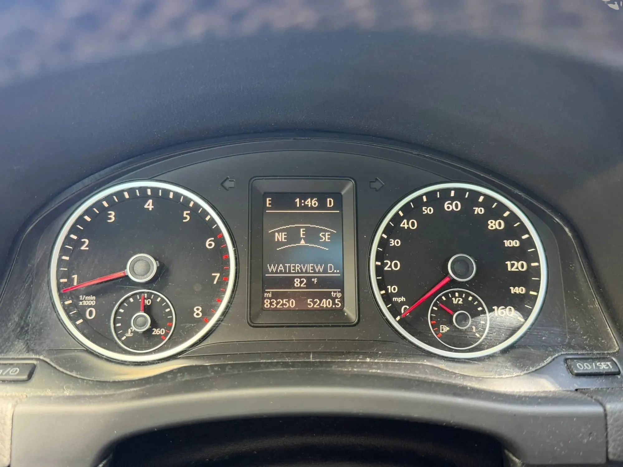 Used 2013 Volkswagen Tiguan SE FWD image 19