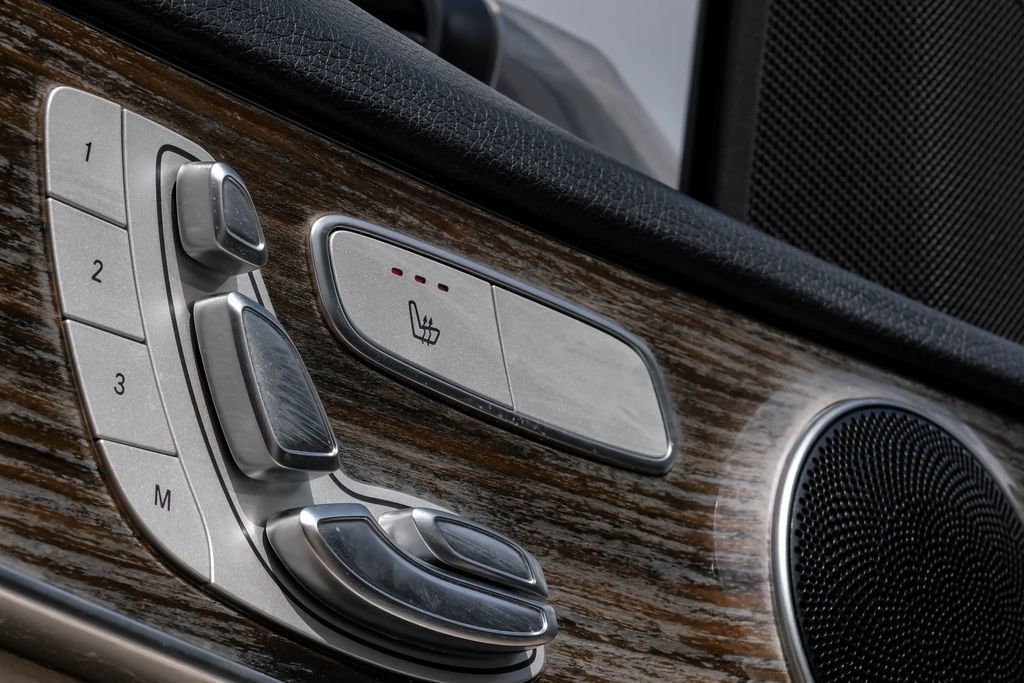 Used 2019 Mercedes-Benz C 300 Sedan image 42