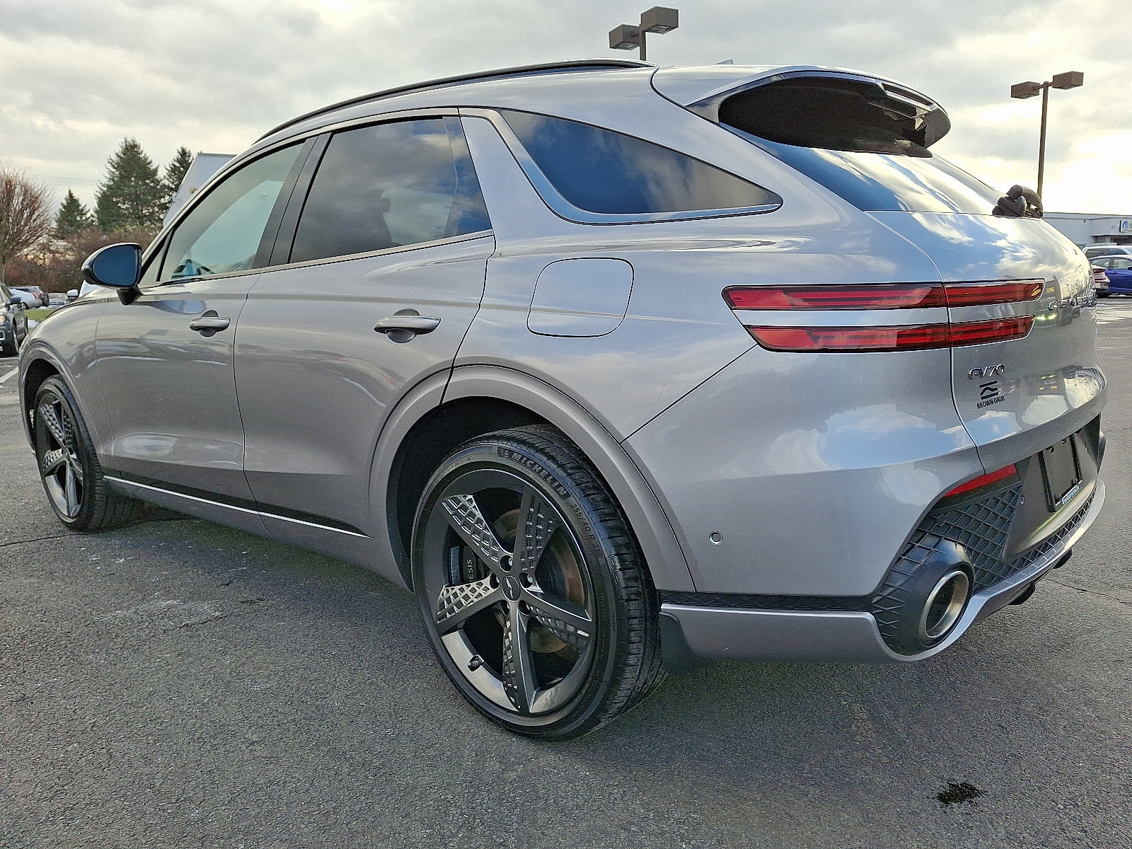 Used 2023 Genesis GV70 2.5T w/ Sport Prestige Package image 4