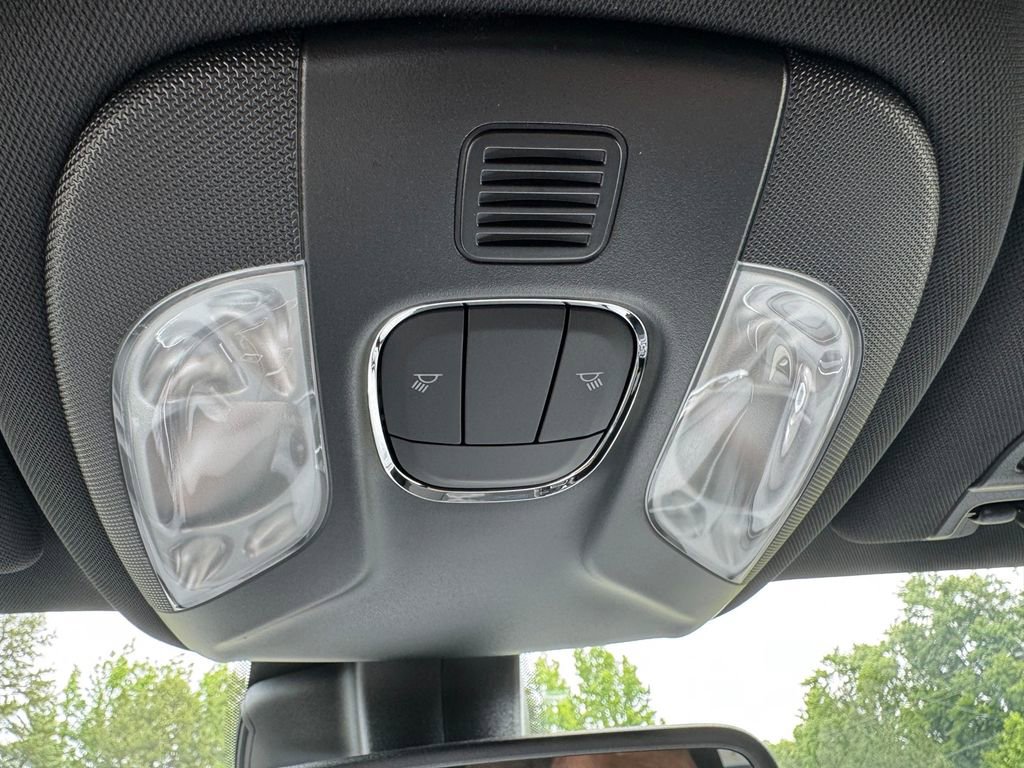 New 2025 Jeep Compass Sport image 25