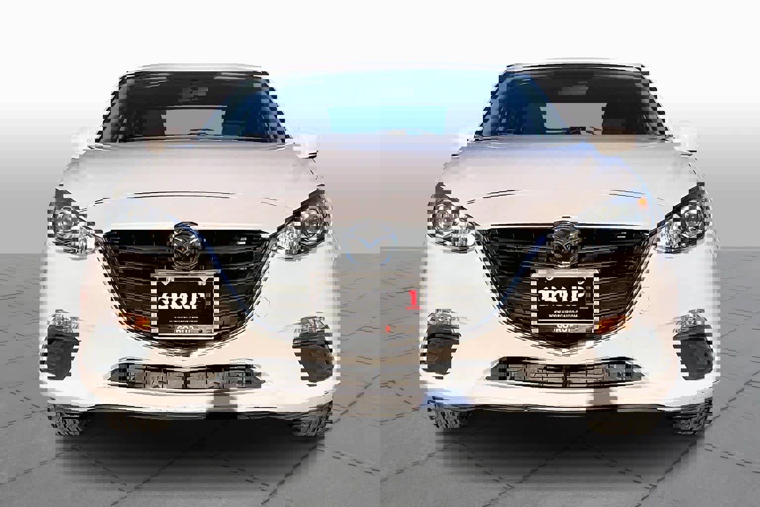 Used 2015 MAZDA MAZDA3 i Sport image 3