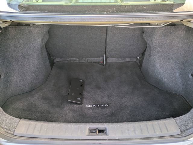 Used 2016 Nissan Sentra SV image 27