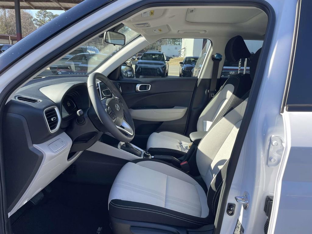 New 2026 Hyundai Venue SEL image 15