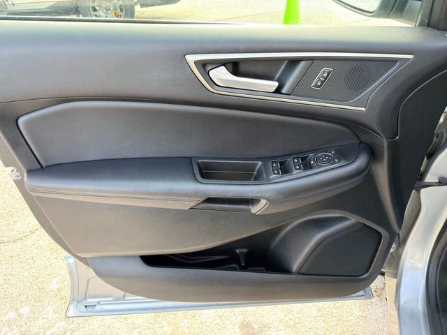 Used 2022 Ford Edge SEL w/ Convenience Package image 17