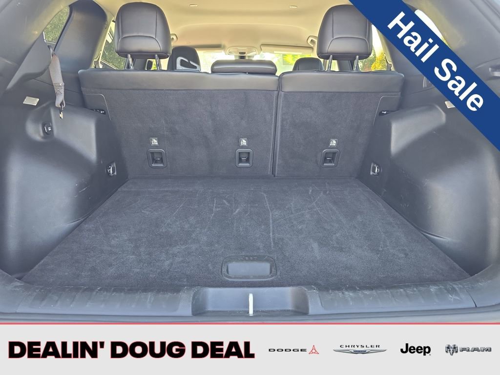 Used 2023 Jeep Cherokee Altitude Lux image 23